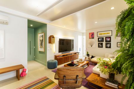 Apartamento à venda com 134m², 2 quartos e 2 vagasSala