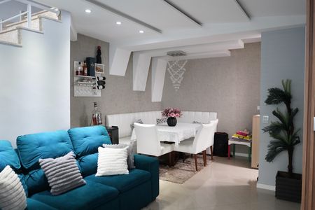 Casa de condomínio à venda com 124m², 3 quartos e 1 vagaSala