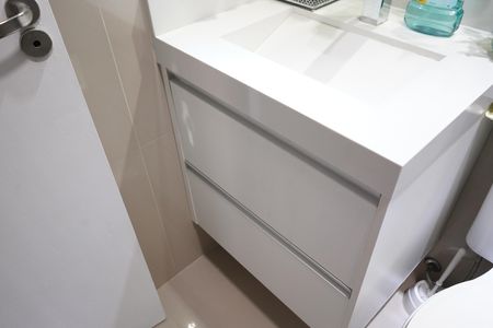 Casa de condomínio à venda com 124m², 3 quartos e 1 vagaBanheiro