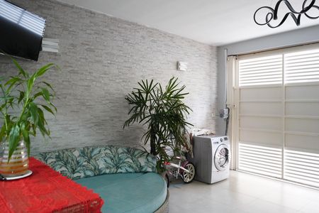 Casa de condomínio à venda com 124m², 3 quartos e 1 vagaGaragem
