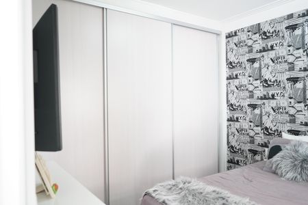 Casa de condomínio à venda com 124m², 3 quartos e 1 vagaQuarto 2