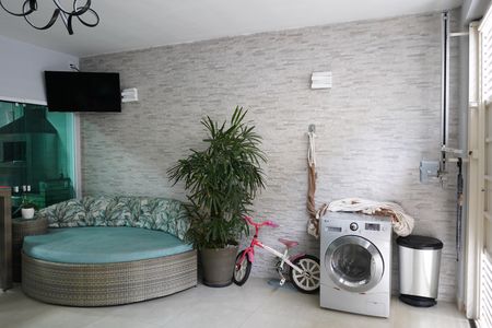 Casa de condomínio à venda com 124m², 3 quartos e 1 vagaGaragem