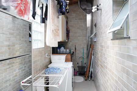 Casa de condomínio à venda com 124m², 3 quartos e 1 vagaÁrea de Serviço