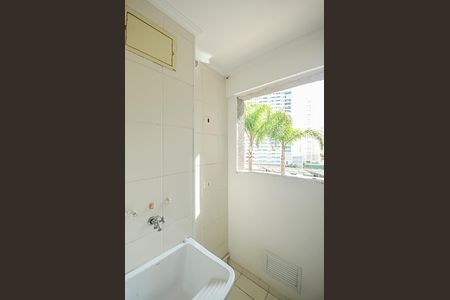 Apartamento à venda com 75m², 3 quartos e 1 vagaÁrea de Serviço