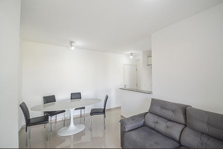 Apartamento à venda com 65m², 2 quartos e 1 vagaSala