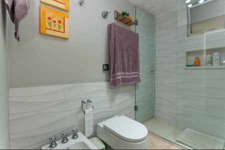 Apartamento à venda com 103m², 3 quartos e 1 vagaBanheiro Social