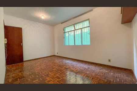 Apartamento à venda com 90m², 2 quartos e 1 vaga Apartamento à venda com 90m², 2 quartos e 1 vagaSala