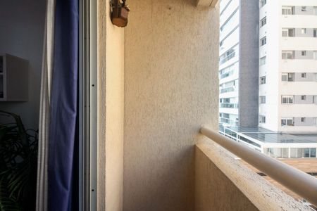 Apartamento à venda com 69m², 3 quartos e sem vaga Apartamento à venda com 69m², 3 quartos e sem vagaVaranda