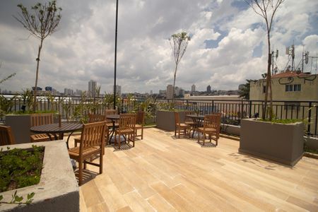 Apartamento à venda com 37m², 2 quartos e 1 vagaÁrea comum - Piscina