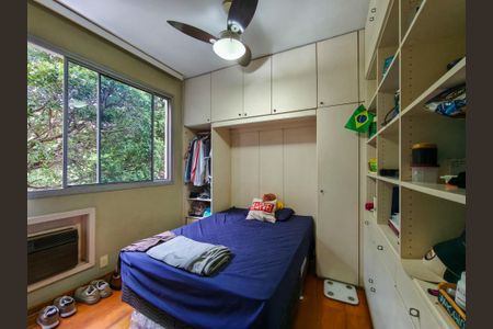 Apartamento à venda com 110m², 3 quartos e 2 vagasQuarto 2