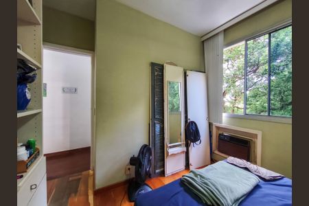 Apartamento à venda com 110m², 3 quartos e 2 vagasQuarto 2