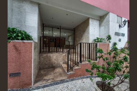 Apartamento à venda com 110m², 3 quartos e 2 vagasFachada e portaria