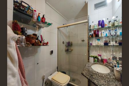Apartamento à venda com 110m², 3 quartos e 2 vagasBanheiro da Suíte