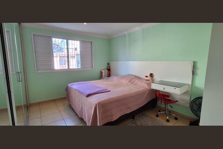 Casa à venda com 259m², 4 quartos e 2 vagasSuíte