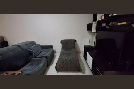 Casa à venda com 259m², 4 quartos e 2 vagasSala