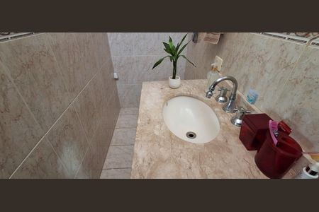 Casa à venda com 259m², 4 quartos e 2 vagasBanheiro Suíte