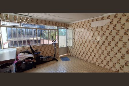 Casa à venda com 259m², 4 quartos e 2 vagasÁrea de Serviço