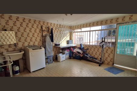 Casa à venda com 259m², 4 quartos e 2 vagasÁrea de Serviço