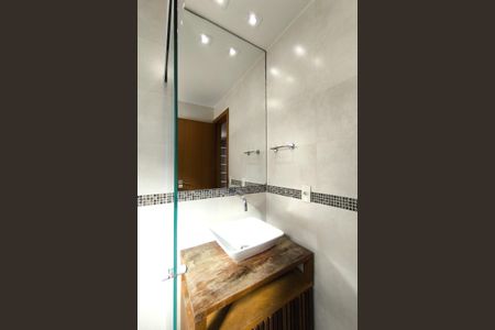 Apartamento à venda com 83m², 2 quartos e 2 vagasBanheiro da Suíte