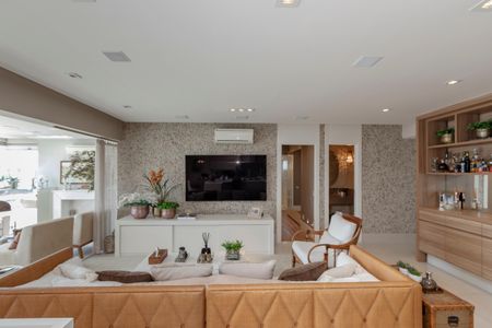 Apartamento à venda com 138m², 3 quartos e 2 vagasSala