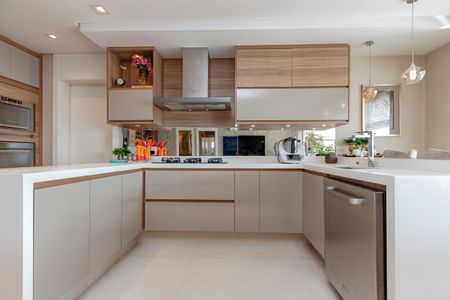 Apartamento à venda com 138m², 3 quartos e 2 vagasCozinha