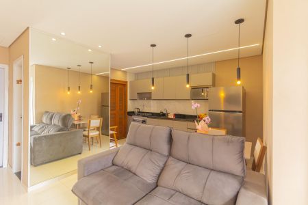 Casa à venda com 55m², 2 quartos e 2 vagasSala