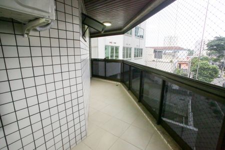 Apartamento à venda com 97m², 3 quartos e 2 vagasVaranda da Sala