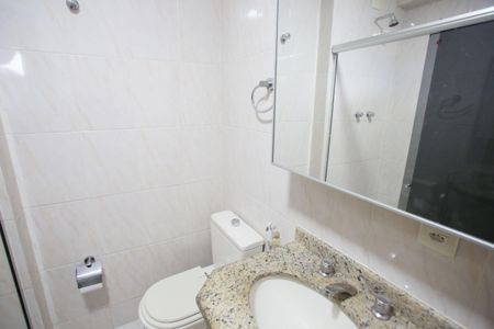 Apartamento à venda com 97m², 3 quartos e 2 vagasBanheiro da Suíte