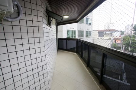 Apartamento à venda com 97m², 3 quartos e 2 vagasVaranda da Sala