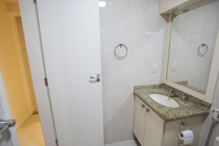 Apartamento à venda com 97m², 3 quartos e 2 vagasBanheiro Social