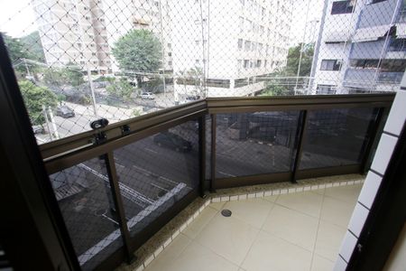 Apartamento à venda com 97m², 3 quartos e 2 vagasVaranda da Suíte