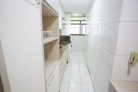 Apartamento à venda com 97m², 3 quartos e 2 vagasCozinha