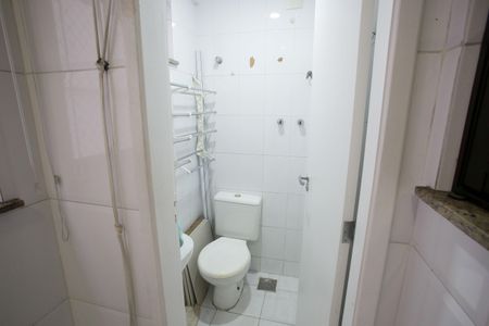 Apartamento à venda com 97m², 3 quartos e 2 vagasBanheiro de Serviço