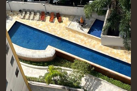 Apartamento à venda com 156m², 3 quartos e 3 vagasÁrea comum - Piscina