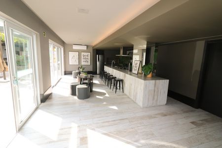 Apartamento para alugar com 67m², 2 quartos e 2 vagas Apartamento para alugar com 67m², 2 quartos e 2 vagasÁrea comum - Salão de festas