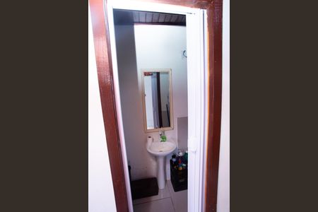 Apartamento à venda com 46m², 2 quartos e 1 vaga Apartamento à venda com 46m², 2 quartos e 1 vagaBanheiro da Área Gourmet