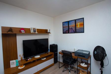 Apartamento à venda com 46m², 2 quartos e 1 vaga Apartamento à venda com 46m², 2 quartos e 1 vagaSala