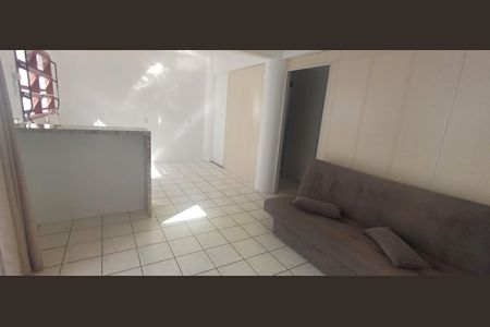 Casa para alugar com 40m², 1 quarto e 1 vagaSala