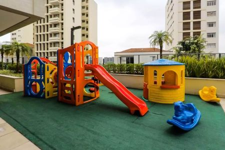 Apartamento à venda com 135m², 3 quartos e 3 vagasÁrea comum - Playground