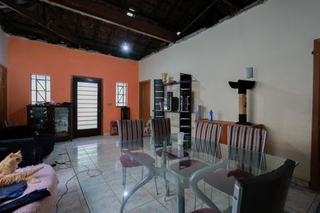 Casa para alugar com 1000m², 2 quartos e 15 vagasSala