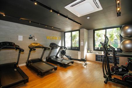 Apartamento à venda com 75m², 2 quartos e 1 vagaÁrea Comum - Academia