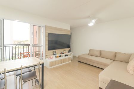Apartamento à venda com 82m², 3 quartos e 1 vaga Apartamento à venda com 82m², 3 quartos e 1 vagaSala