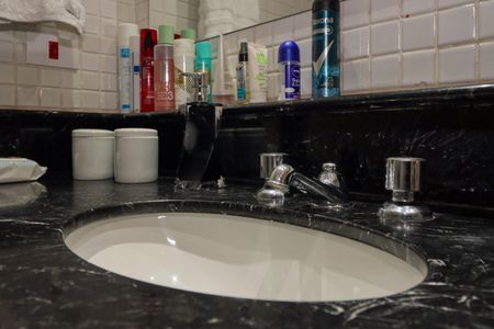 Apartamento para alugar com 80m², 2 quartos e 2 vagasBanheiro da Suíte