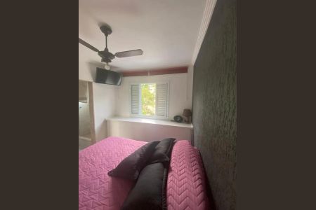 Casa de condomínio à venda com 225m², 4 quartos e 2 vagasQuarto 