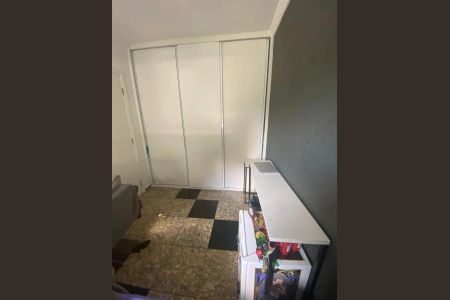 Casa de condomínio à venda com 225m², 4 quartos e 2 vagasQuarto 