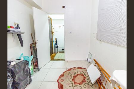 Apartamento à venda com 120m², 2 quartos e sem vagaÁrea de Serviço