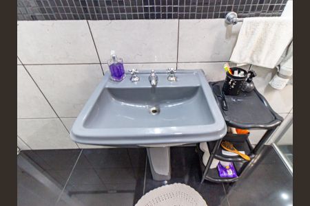 Apartamento à venda com 120m², 2 quartos e sem vagaBanheiro