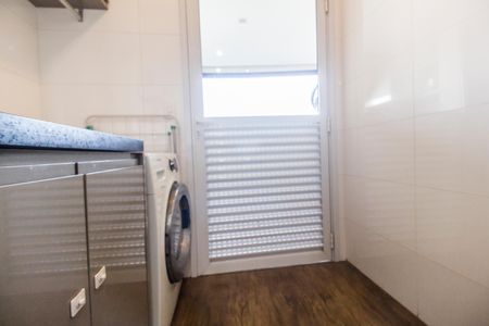 Apartamento à venda com 74m², 2 quartos e 2 vagasÁrea de Serviço