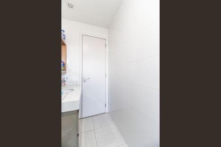 Apartamento à venda com 74m², 2 quartos e 2 vagasBanheiro Social
