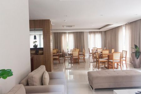 Apartamento à venda com 74m², 2 quartos e 2 vagasÁrea comum - Salão de festas